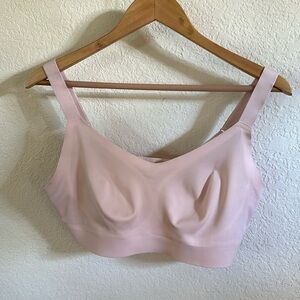 Duluth Trading bra size large